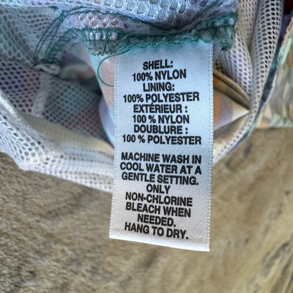 RED Saks Fifth Avenue Men's Geometric Pattern Swim Shorts Size 34 - Picture 6 of 7